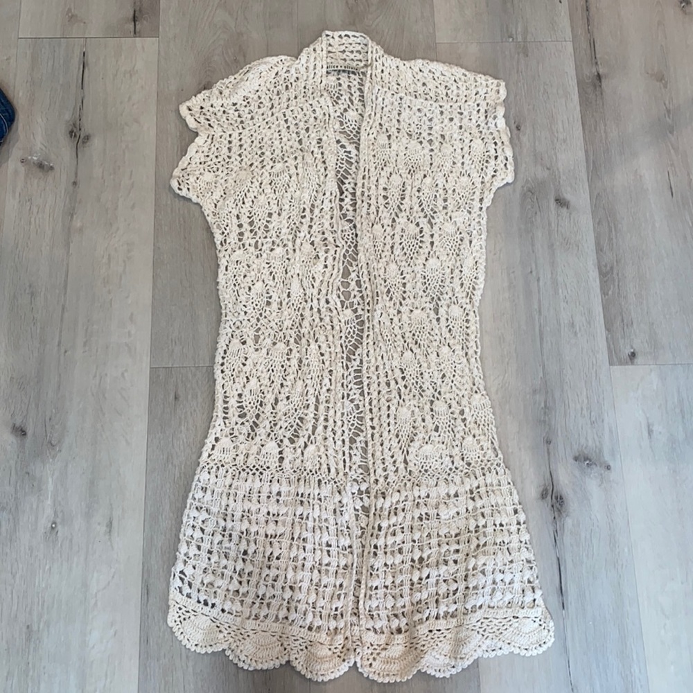 Alice and olivia white crochet over up vest